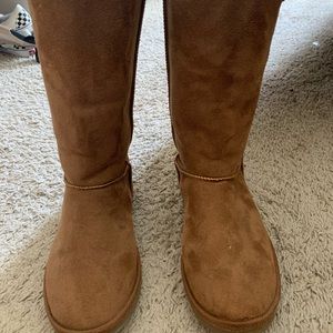 Brown Suede and Fuzzy JustFab Boots